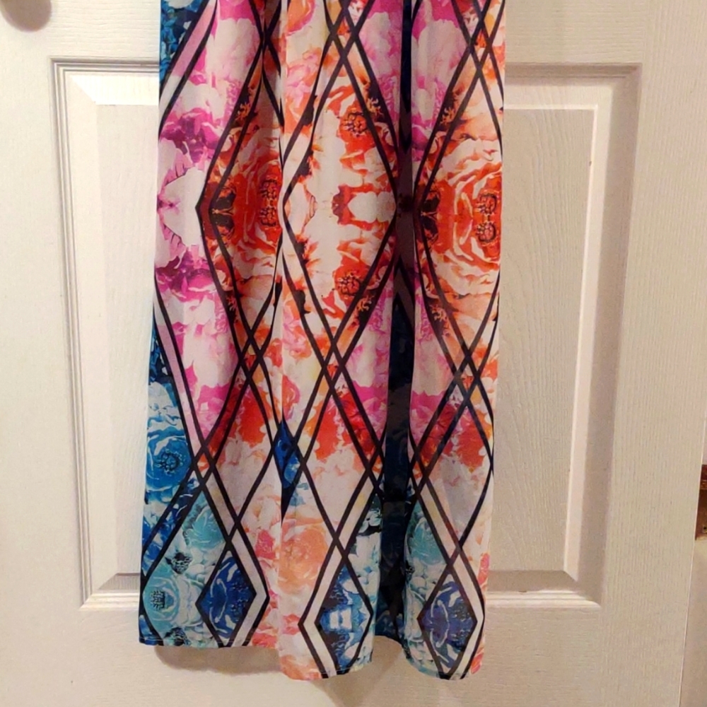 Lily Rose Summer Maxi Dress - Picture 2 of 5